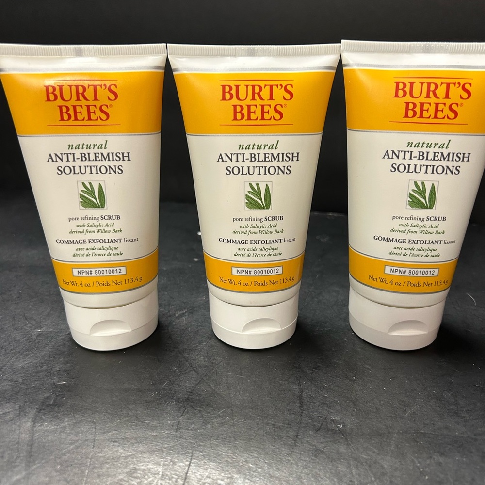 Burt's Bees Anti-Blemish Solutions Scrub - White and Yellow Tube